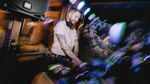Finden Sie den perfekten DJ für Ihre Hochzeit in der Nähe: Der Soundtrack für Ihren besonderen Tag