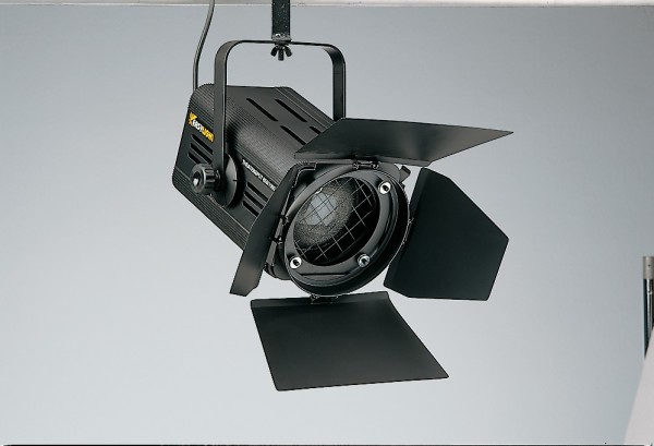 Die Kunst der Beleuchtung: Theaterscheinwerfer im Rampenlicht