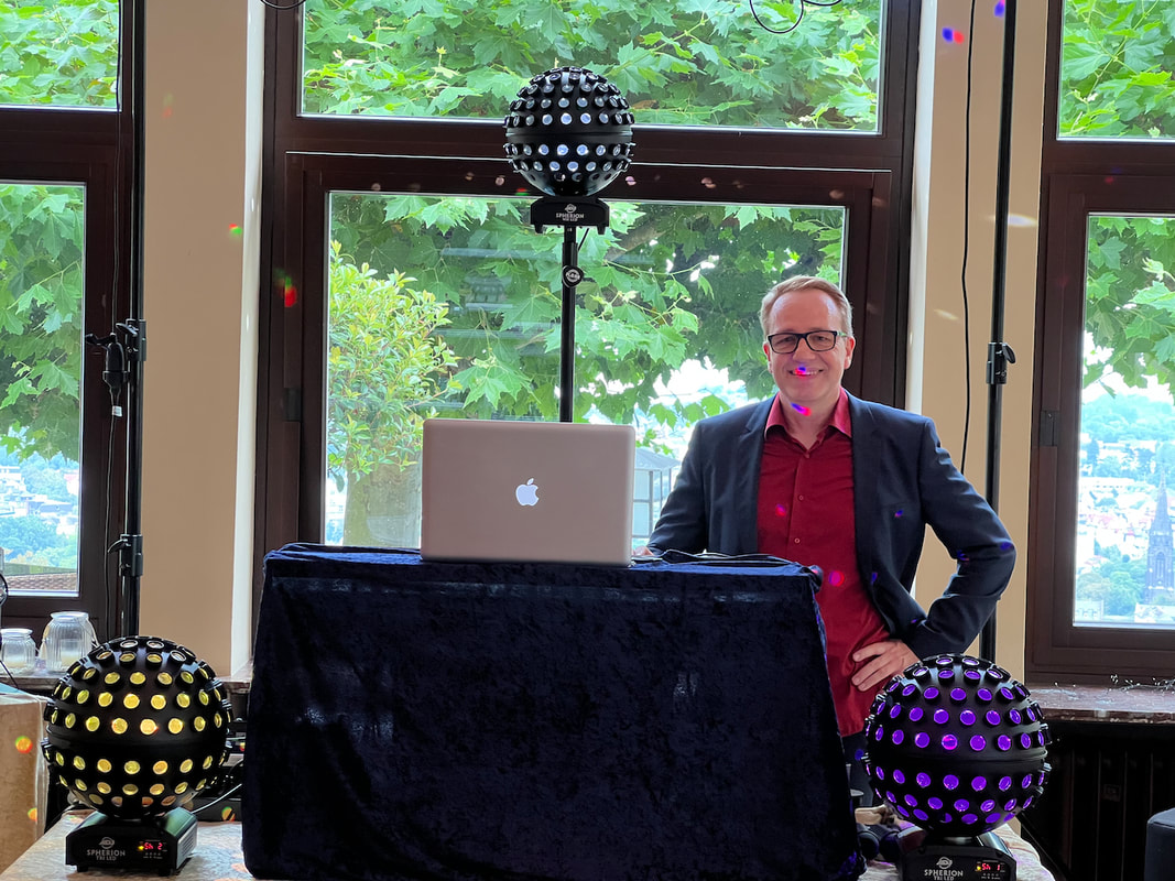 DJ Geburtstag: Tipps und Kosten im Blick